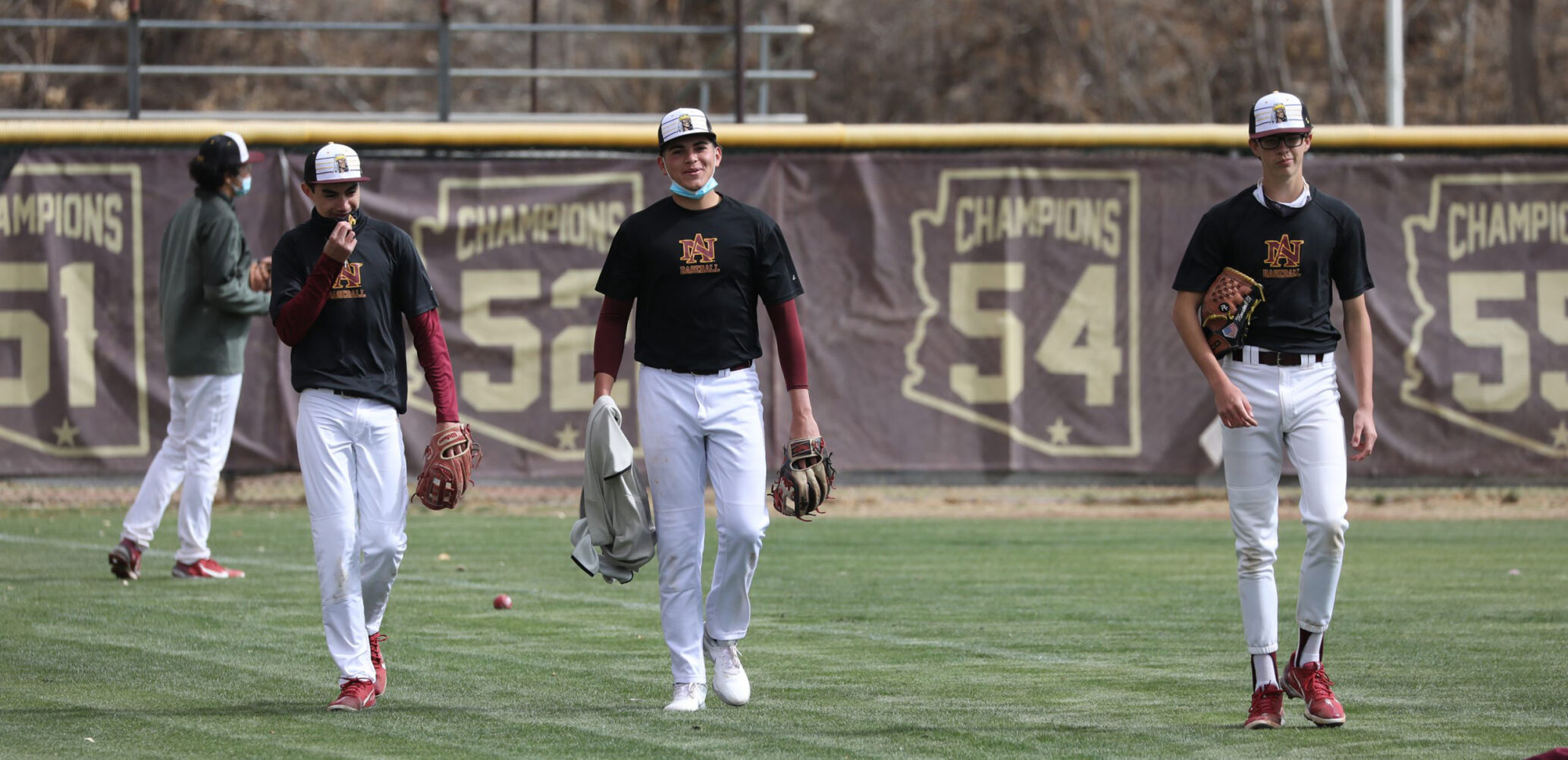 2500-Nogales_03242021_Nelson-4-scaled.jpg